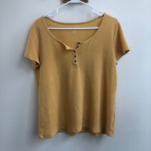 Women’s American Eagle T-shirt